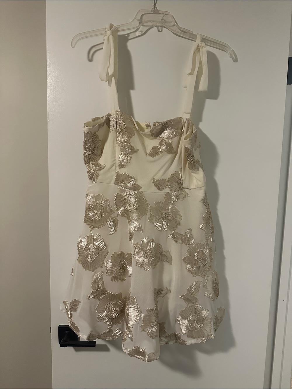 NWT Sz XL Lulus Lulus XL Floral Embroidered Mini Dress White W/ Ivory Flowers